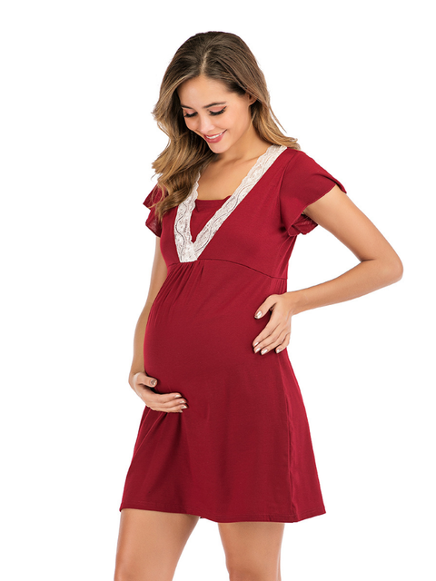 Maternity Nursing Pajamas with Lace Design